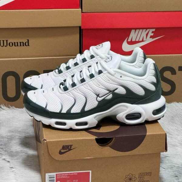 NK Air Max Plus - Sneakers