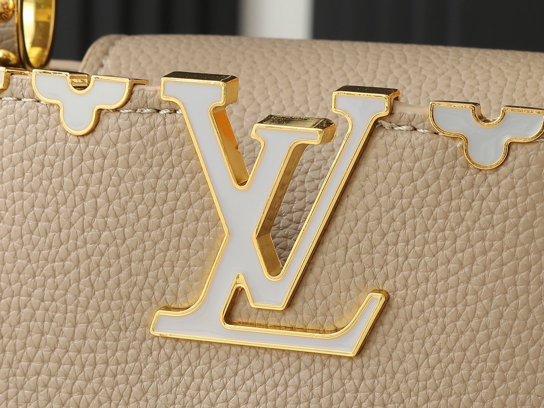 LV Capucines BB Beige Leather - Bag - Image 5