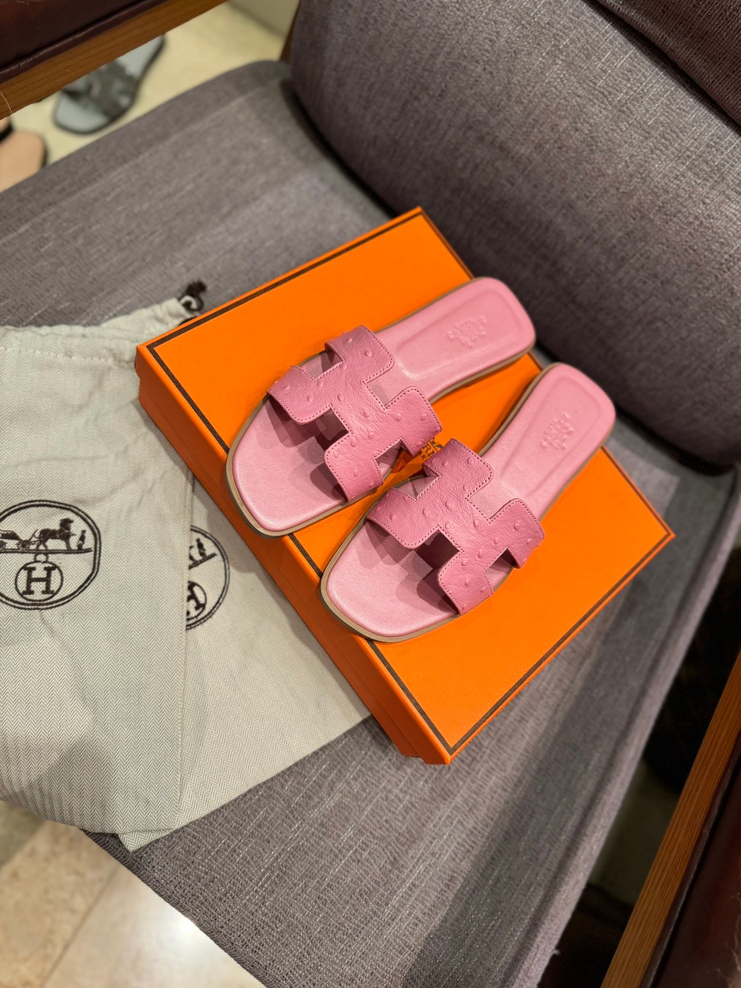 HM Oran Sandals Pink Suede - Slides
