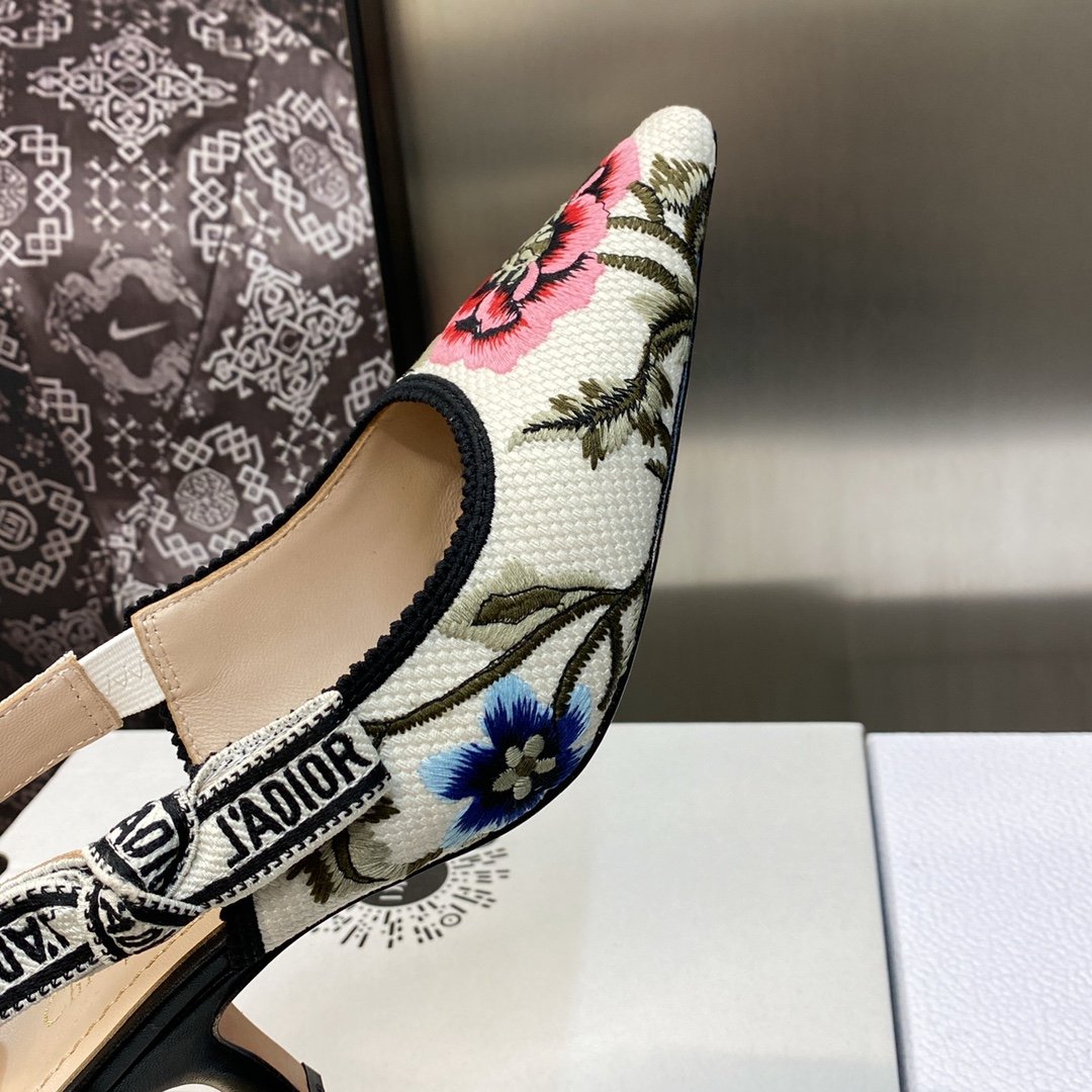 CD J'ACD Slingback Pump Embroidered Canvas - Heels - Image 7