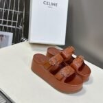 CEL Triomphe Buckle Sandals – Sandali – Cuoio