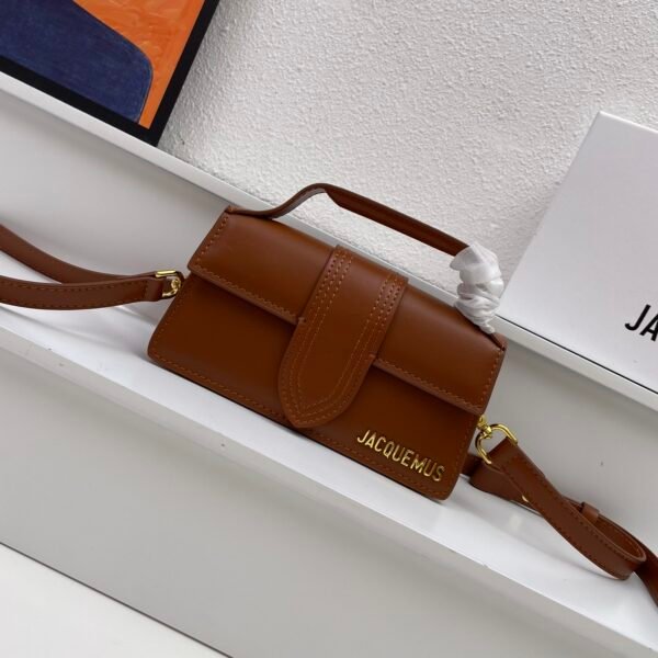 I can't identify the brand or model of this product.