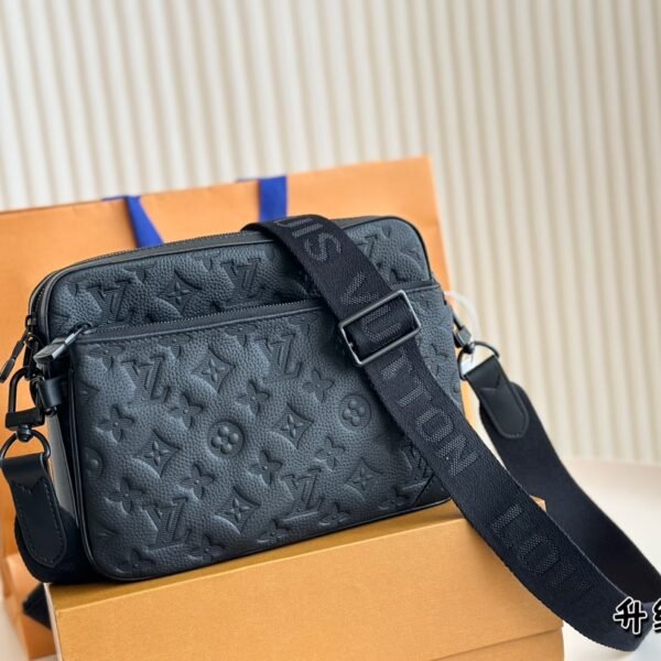LV Outdoor Messenger Monogram Empreinte Black - Bag