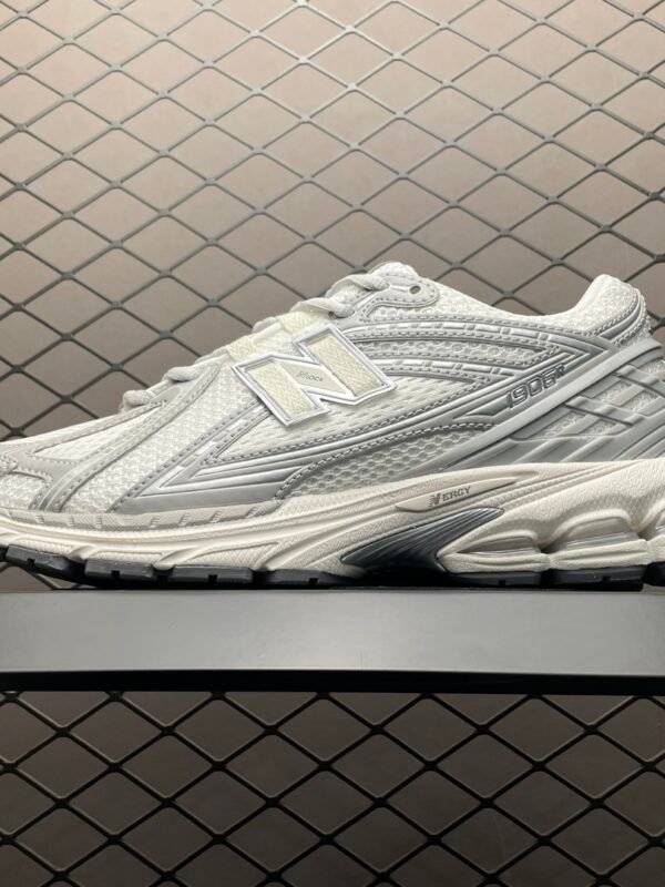 NB 1906R Grey – Sneaker