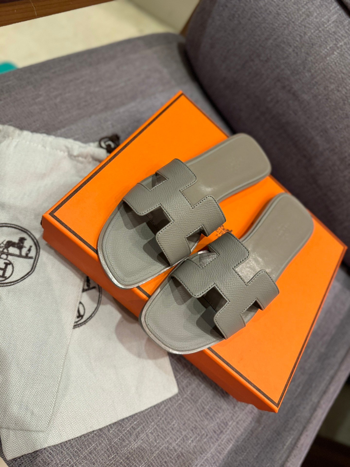 HM Oran Sandals Gris - Slides - Image 2