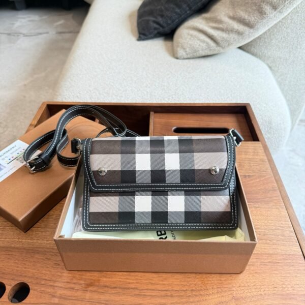BBR Vintage Check E-Canvas Crossbody 19cm Black/Beige Check - Bag