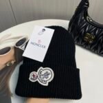 MCL Logo Beanie Black Wool – Hat – Red