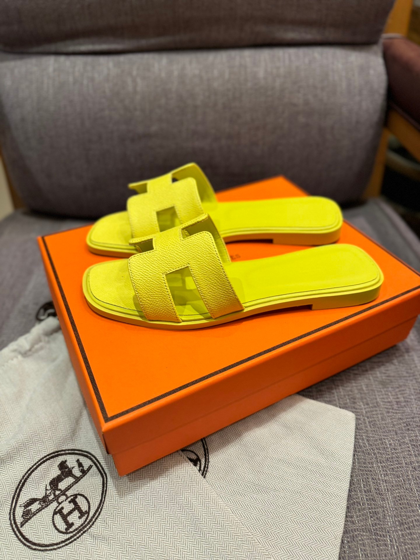 HM Oran Sandals Yellow Leather - Slides