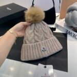 MCL Ribbed Wool Beanie Beige – Cappello – Rosso