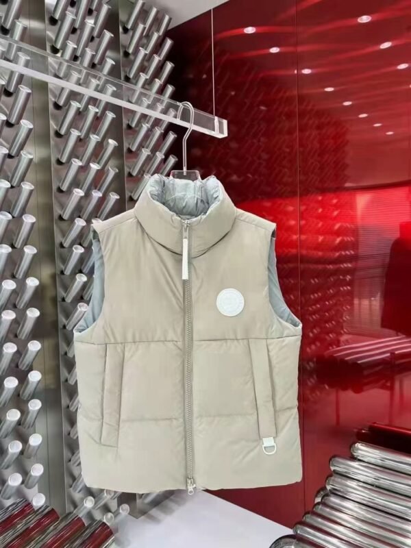 CG Crofton Vest – Vest – Tan
