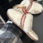 UGG Tasman Bow – Claquettes