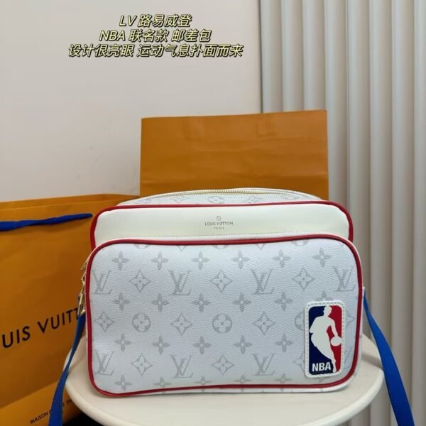 LV Christopher Messenger NBA - Bag