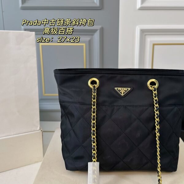 PR Vintage Chain Hobo - Bag