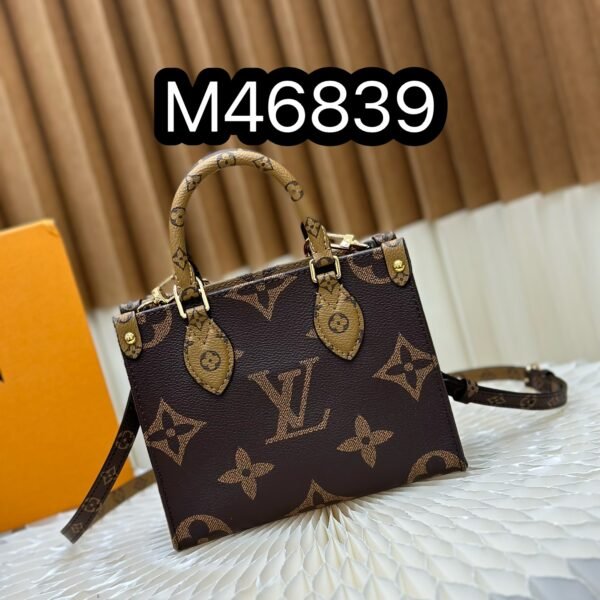 LV Petite Malle Souple Monogram Reverse - Bag