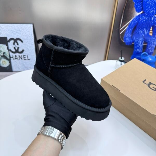UGG Classic Ultra Mini Platform - Boots
