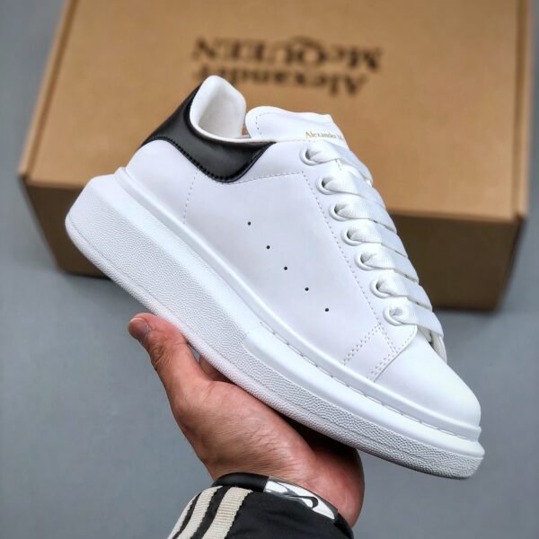AMQ Oversized Sneakers - Sneakers
