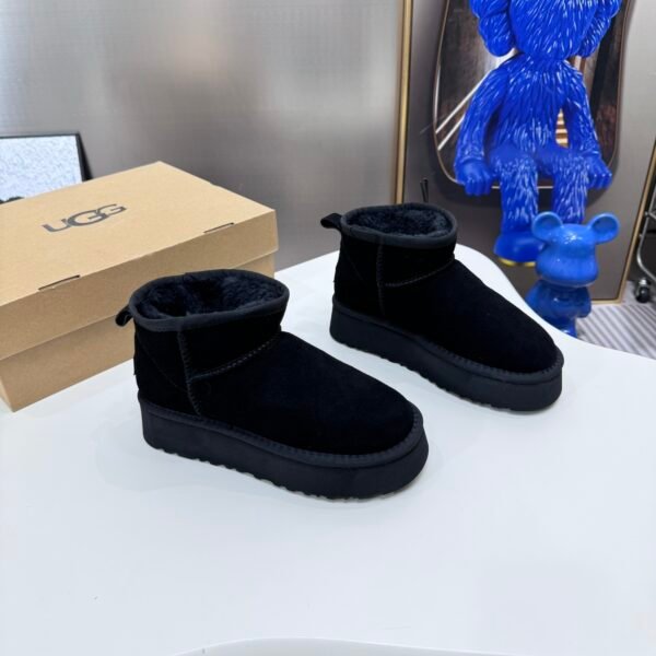 UGG Classic Ultra Mini Black - Boots