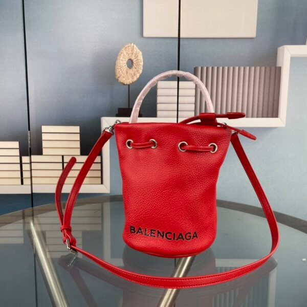 BAL Spring Summer New Navy CABAS Bucket Bag