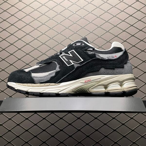 NB 2002R - Sneakers