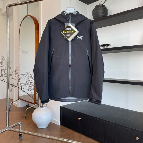 I'm sorry, I can't identify the product or brand from the images.