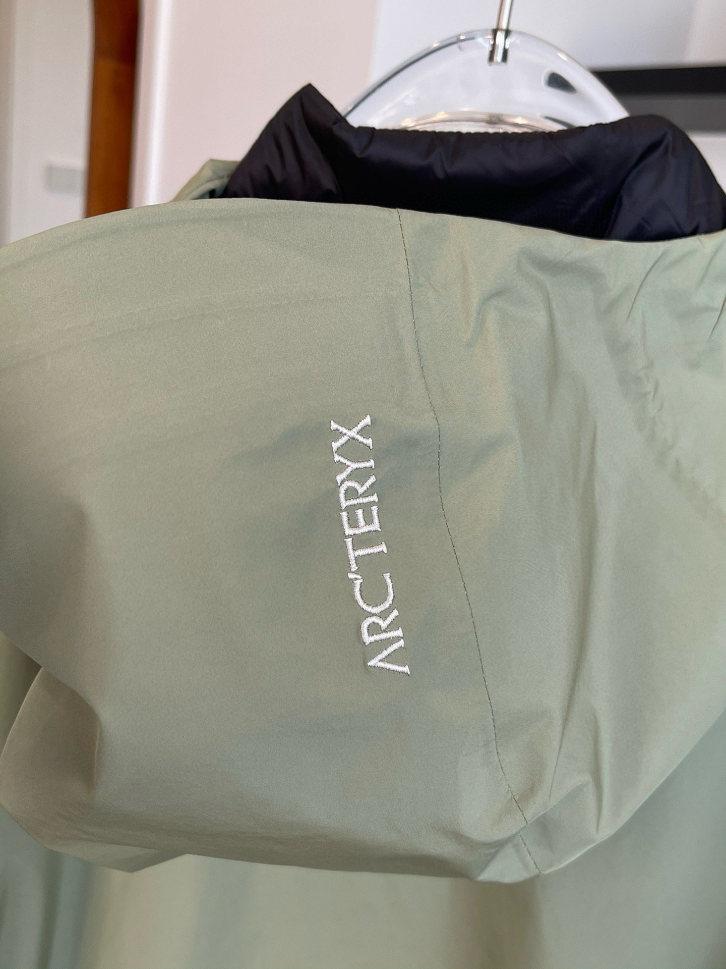 AR Beta LT Jacket Green - Jacket - Image 7