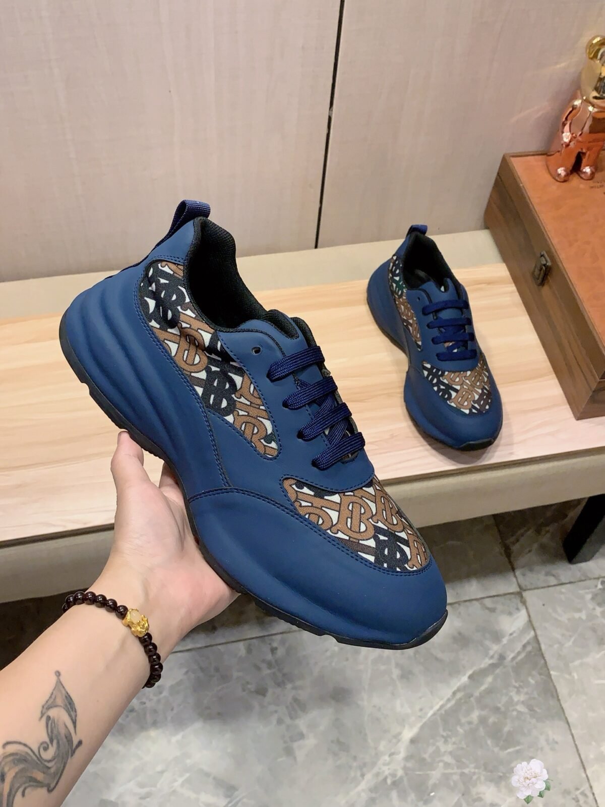 BBR Monogram Stripe E-canvas Arthur Sneakers – Sneaker — 7