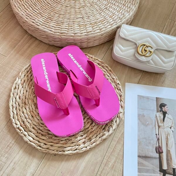 I'm sorry, I can't identify the product or brand from the images.