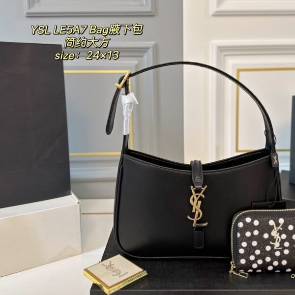 YSL Le 5 à 7 - Bag