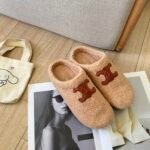 CEL Triomphe Shearling Slippers – Scarpe