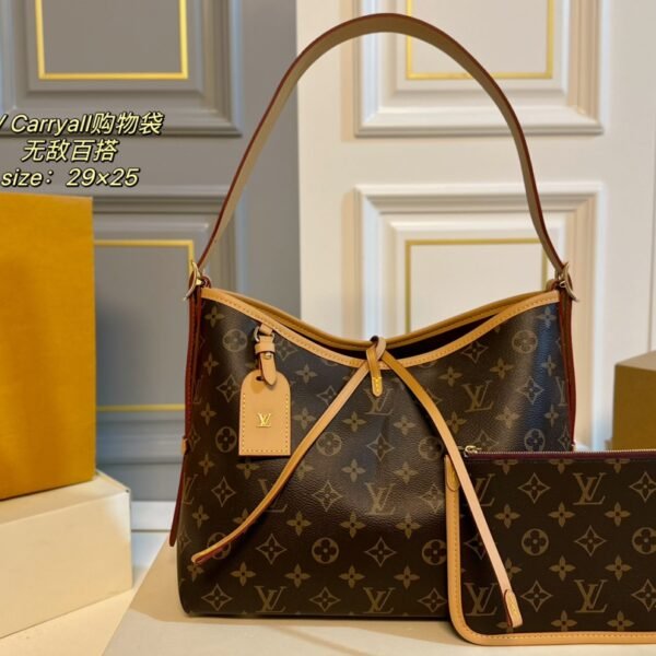 LV Carryall - Bag