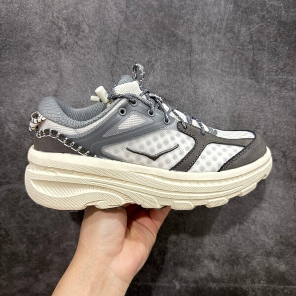 HK Bondi 8 - Sneakers