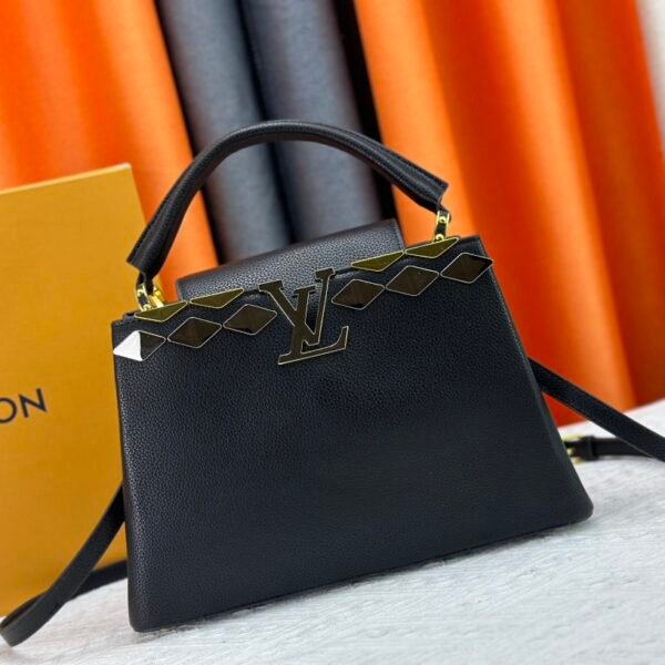 LV Capucines - Bag