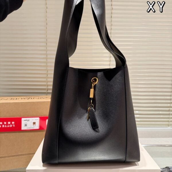 YSL Le 5 à 7 Hobo - Bag