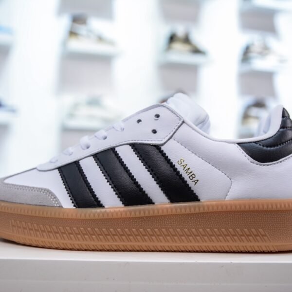 AD Samba White/Black - Sneakers