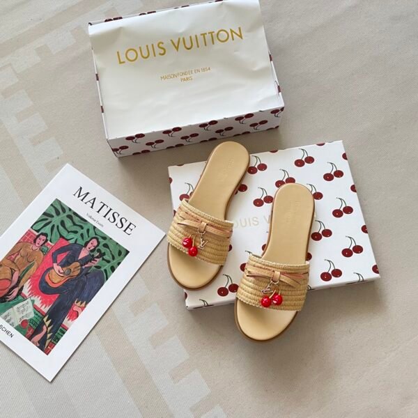 LV Pool Pillow Comfort - Slides