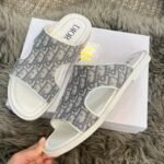 CD Dway Slides Oblique Canvas – Slides