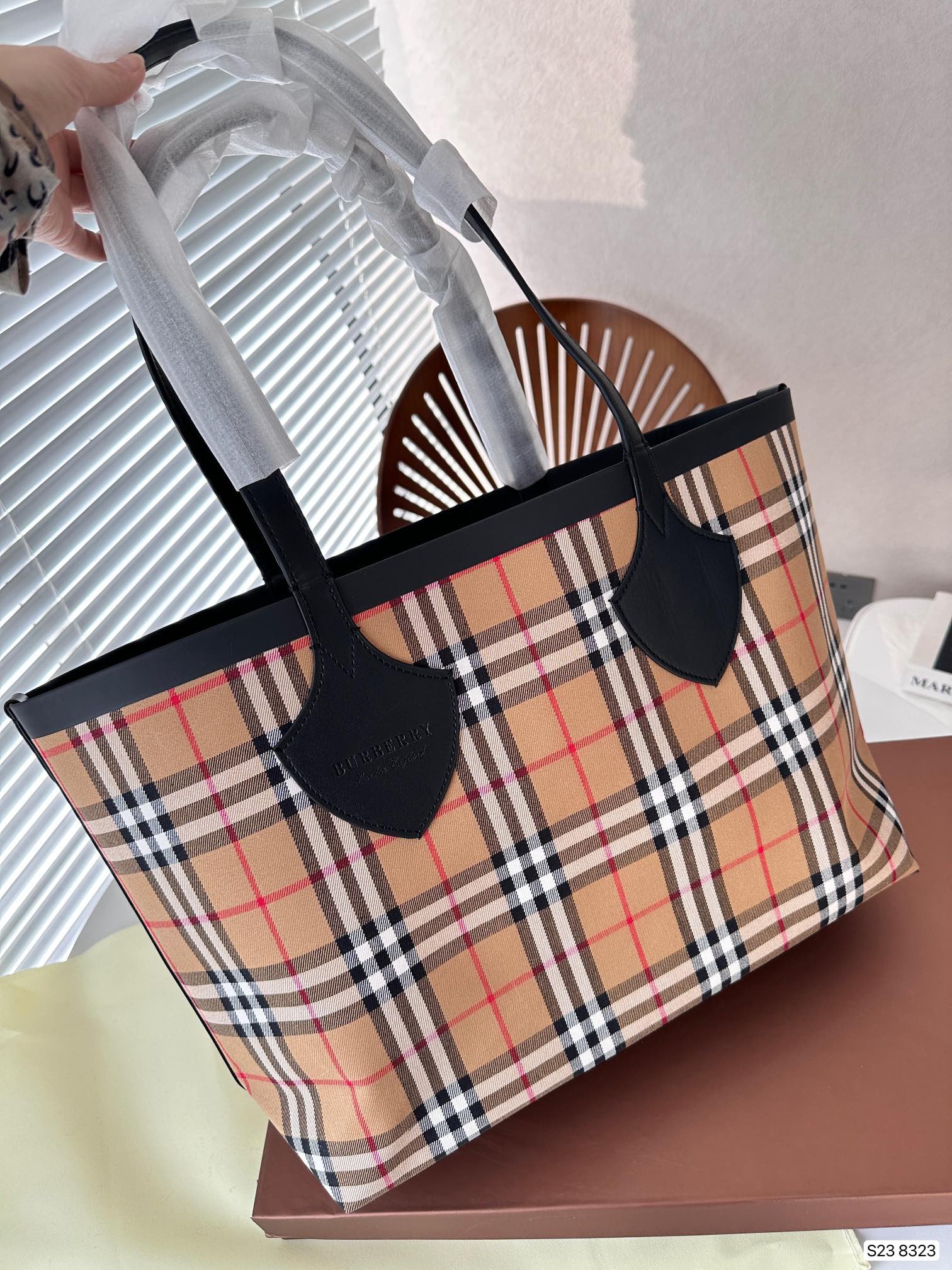 BBR Medium Title Vintage Check Beige/Black - Bag - Image 2