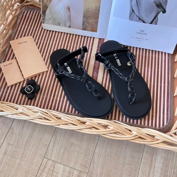 MIU Chain Thong Sandals - Sandals