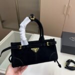 PR Cleo – Borsa