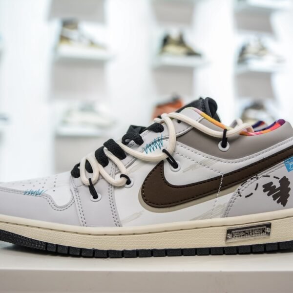 NK Air Jordan 1 Low OG SP Travis Scott x Fragment - Sneakers