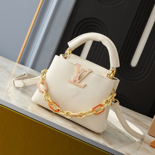 LV Capucines BB White Leather - Bag