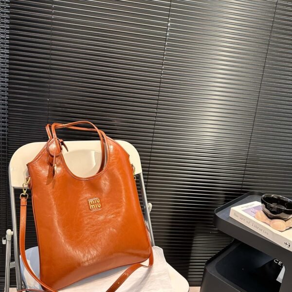 MIU Vitello Lux Cognac Leather - Bag