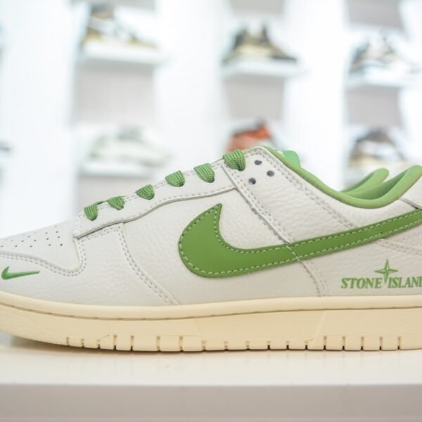 NK Dunk Low Stone Island - Sneakers