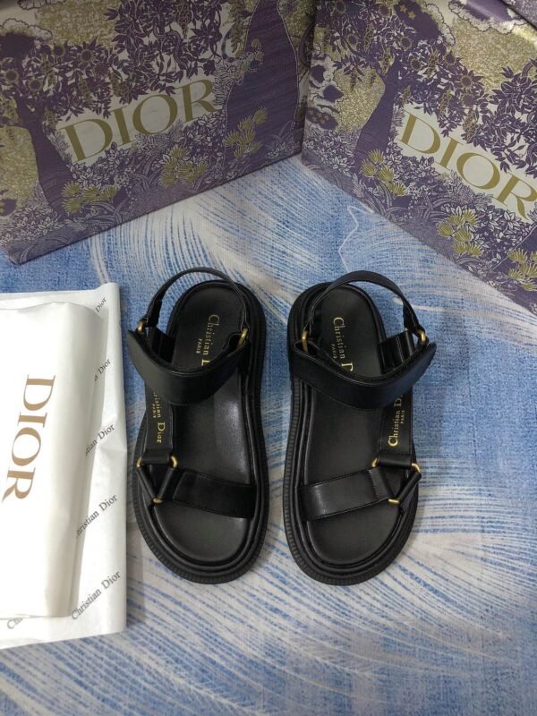CD Dway Velcro Sandals – Sandals – Black