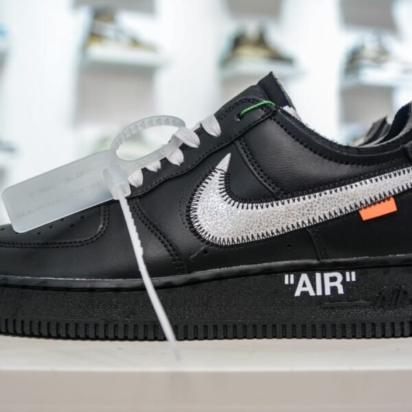 NK Air Force 1 Low OW Black - Sneakers