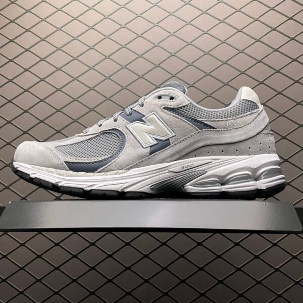 NB 2002R - Sneakers