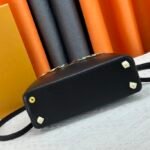 LV Capucines BB – Bag