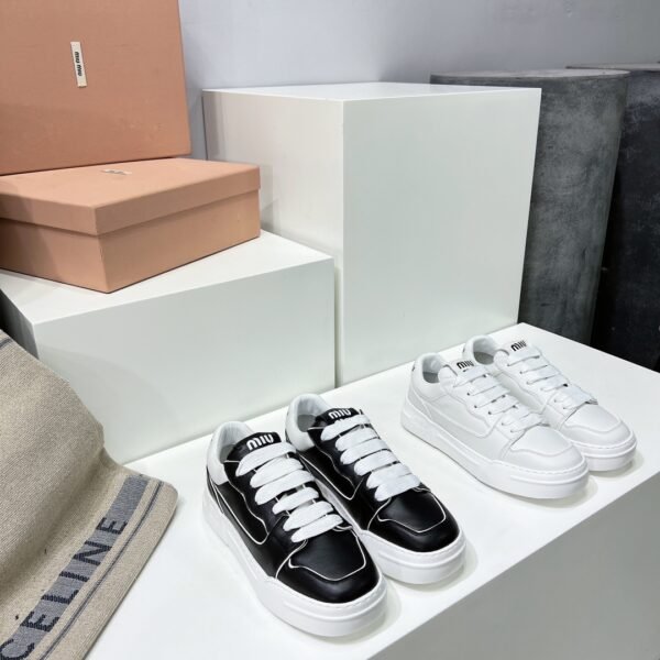 MIU NB 550 Black/White - Sneakers