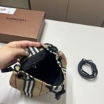 BBR Vintage Check Drawstring Small Archive Beige – Bag