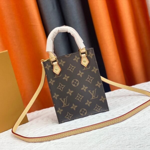 LV Petit Sac Plat Monogram - Bag